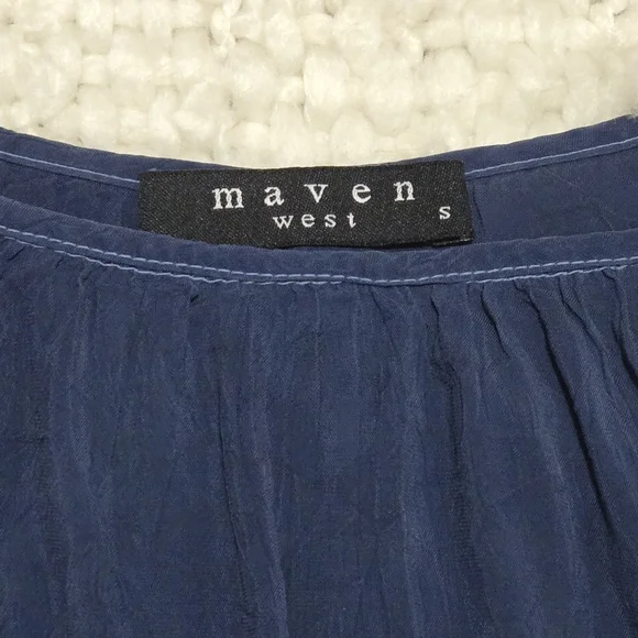 ​Maven West Navy Blue Cold Shoulder Blouse Ruffle Bell Sleeve Size Small NWT